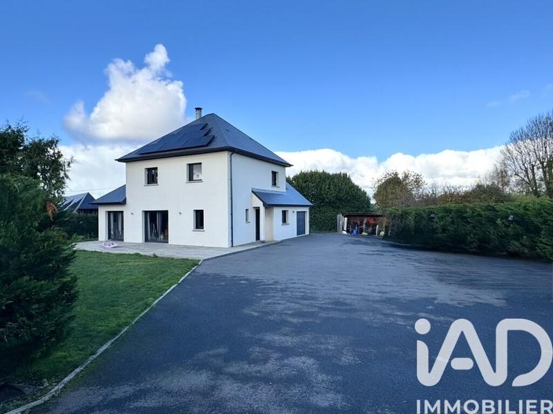 Maison - 122 m² - 6 pièces