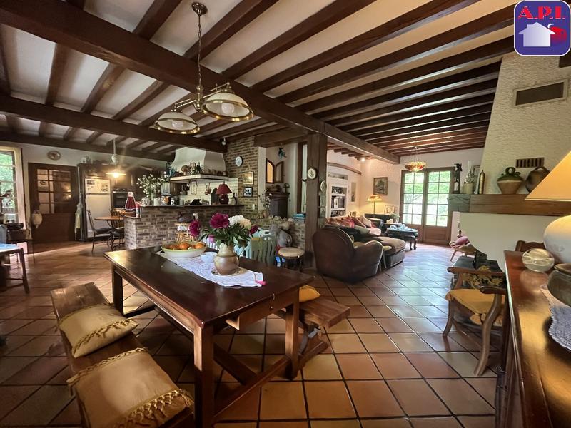 Maison - 150 m² - 5 pièces