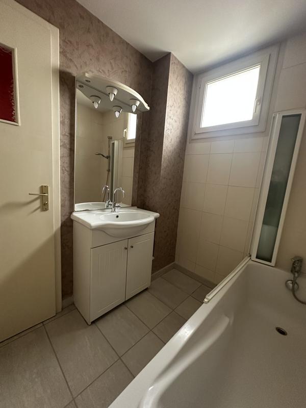 Appartement - 72 m² - 5 pièces