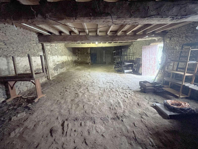 Maison - 100 m² - 2 pièces