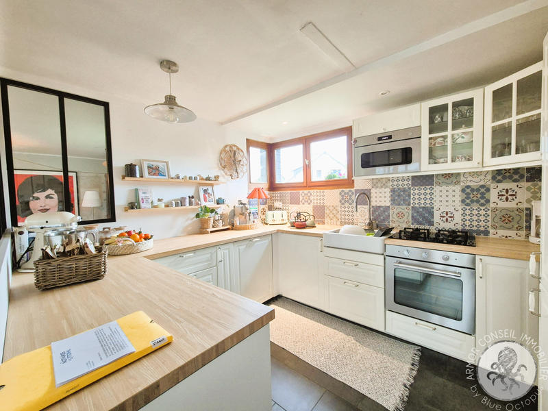 Maison - 155 m² - 8 pièces