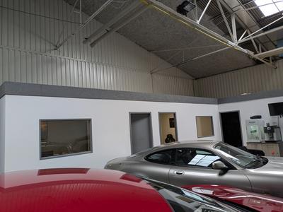 Entrepôt - 611 m² - 1 pièce