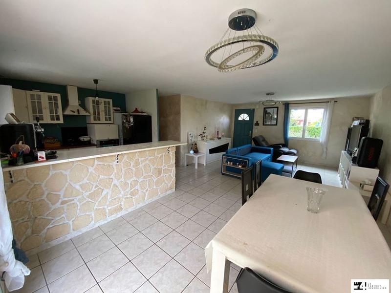 Maison traditionnelle - 93 m² - 5 pièces