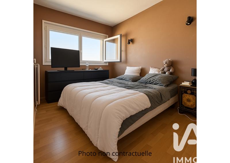 Appartement - 80 m² - 4 pièces