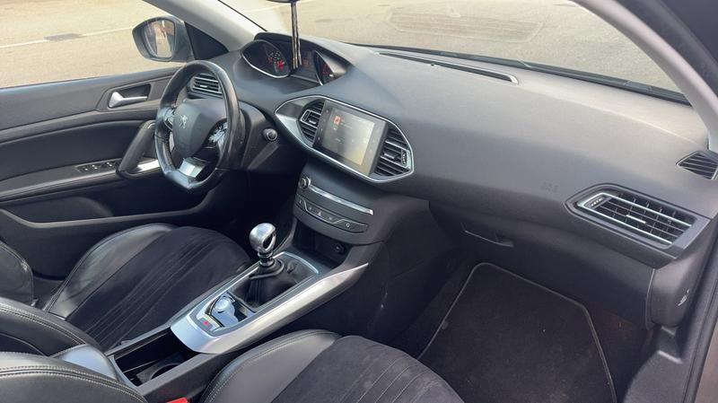 Peugeot 308 II 1.6 BlueHDi 115 Allure