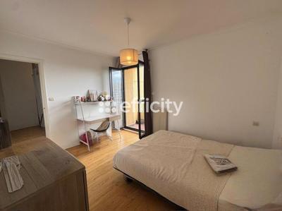 Appartement - 106 m² - 4 pièces