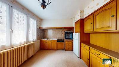 Maison - 170 m² - 7 pièces