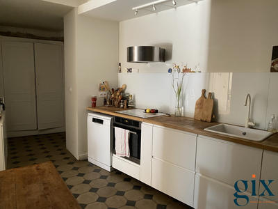 Appartement - 85 m² - 3 pièces