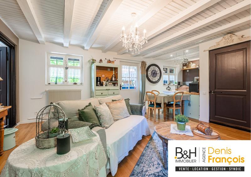 Maison ancienne - 444 m² - 10 pièces