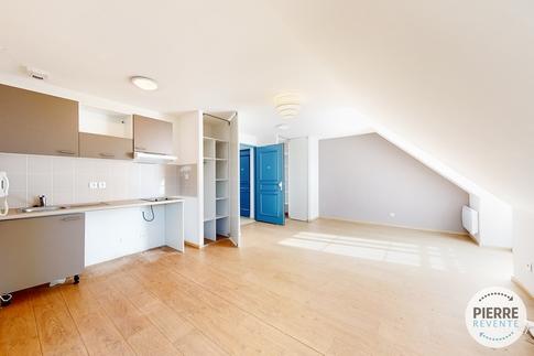 Studio - 30 m² - 1 pièce