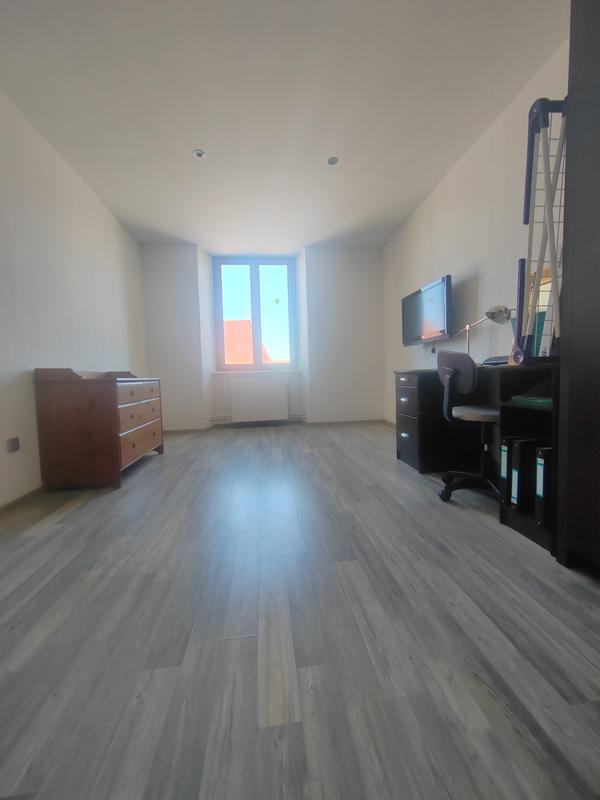 Appartement - 98 m² - 4 pièces