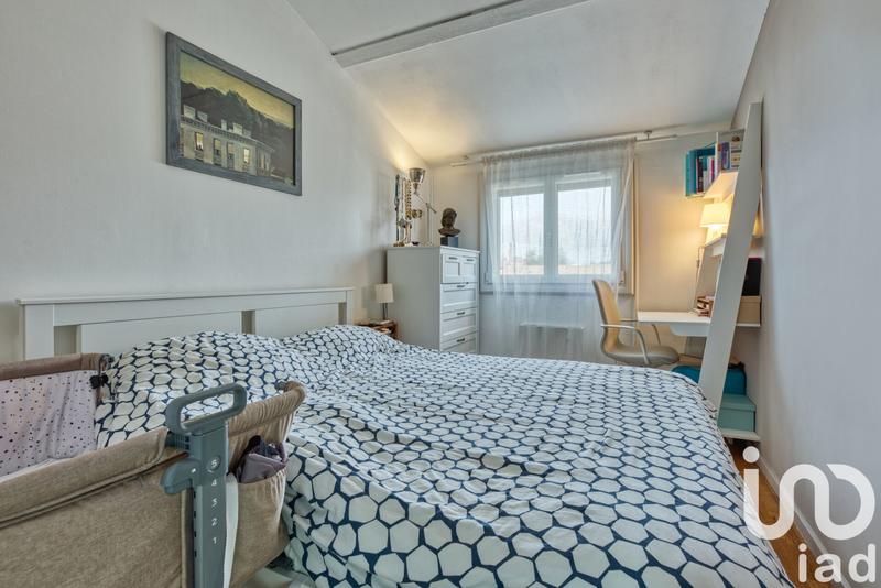 Maison - 93 m² - 4 pièces