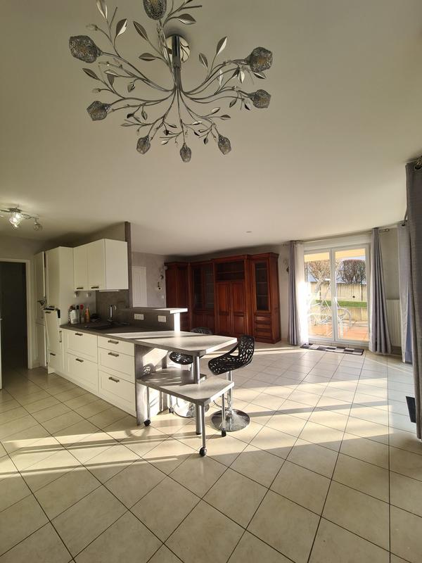 Appartement - 91 m² - 4 pièces