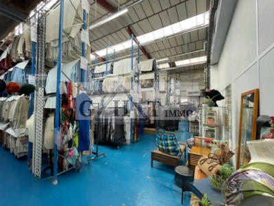 Entrepôt - 4 050 m²