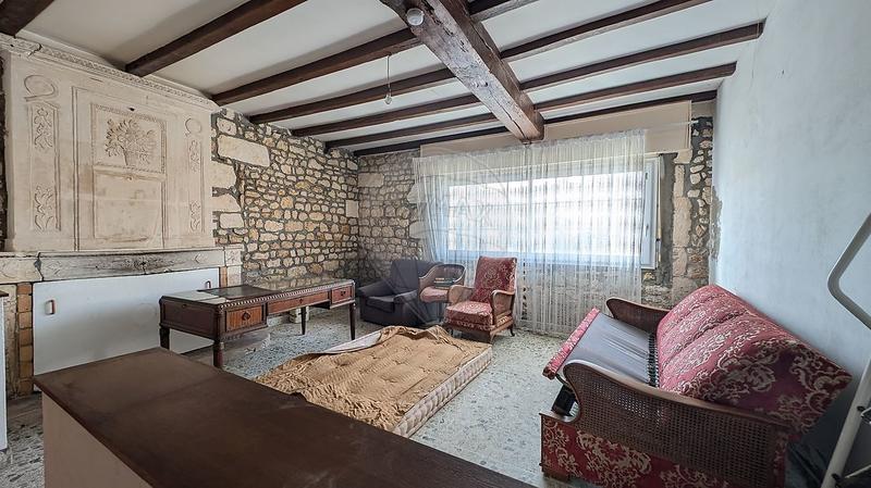 Maison - 280 m² - 10 pièces