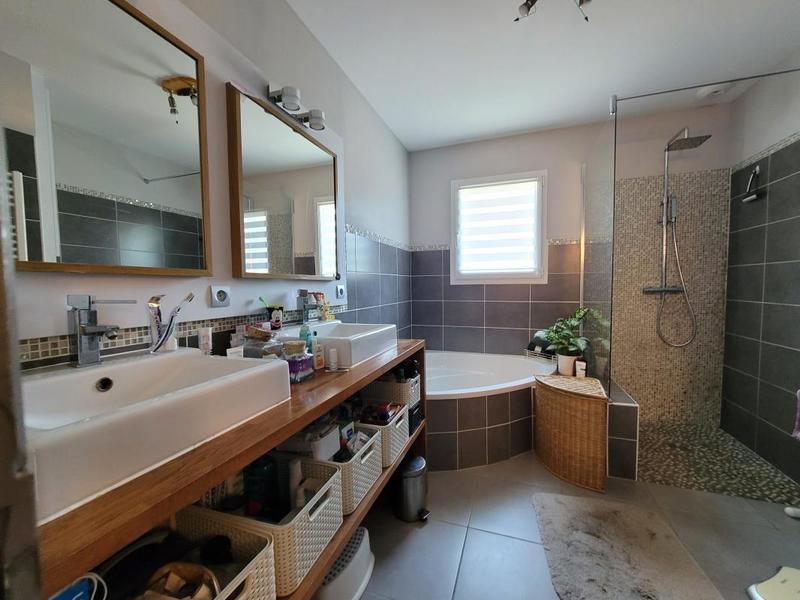 Maison - 112 m² - 4 pièces