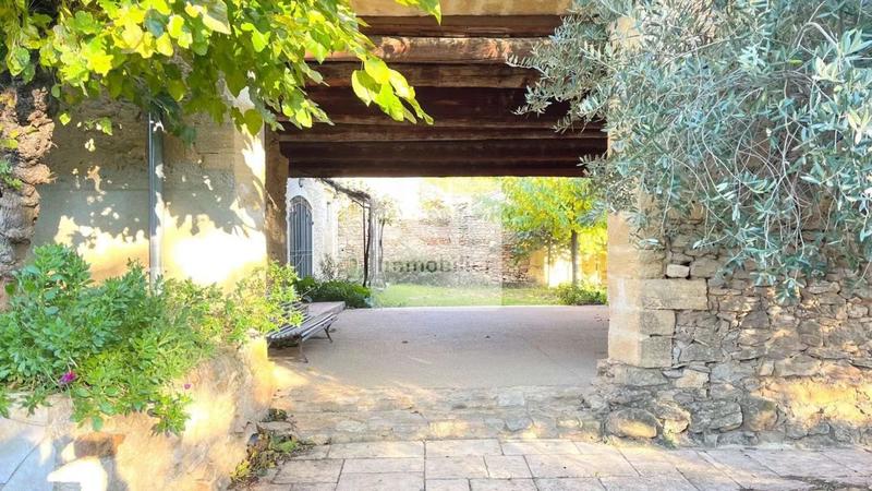 Propriété - 409 m² - 11 pièces