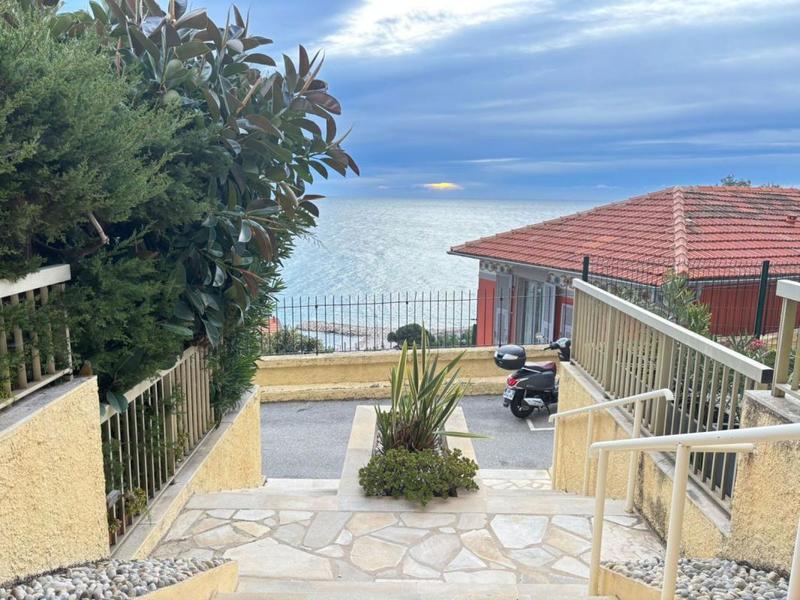 Penthouse - 115 m² - 4 pièces