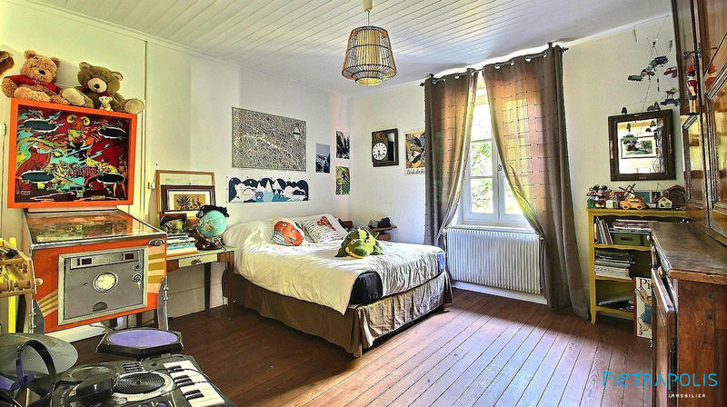 Maison ancienne - 278 m² - 9 pièces