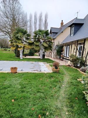 Propriété - 240 m² - 7 pièces