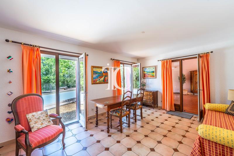 Villa - 145 m² - 7 pièces