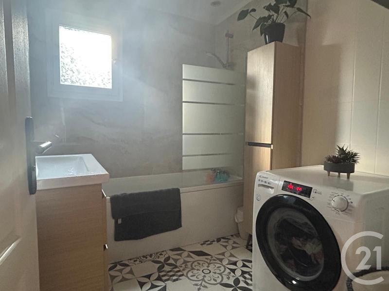 Maison - 139 m² - 6 pièces