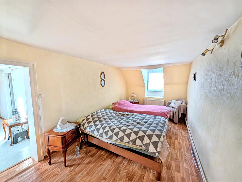 Maison - 130 m² - 4 pièces