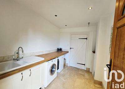 Maison - 730 m² - 5 pièces