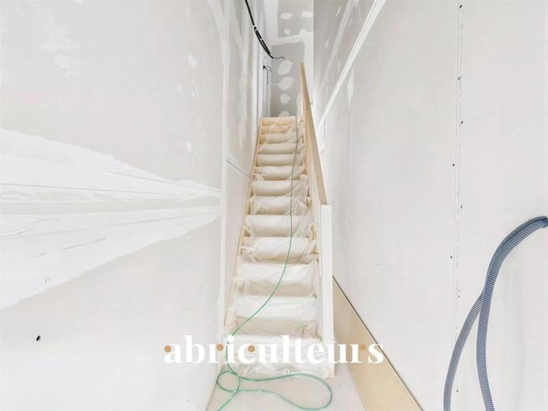 Appartement - 77 m² - 3 pièces