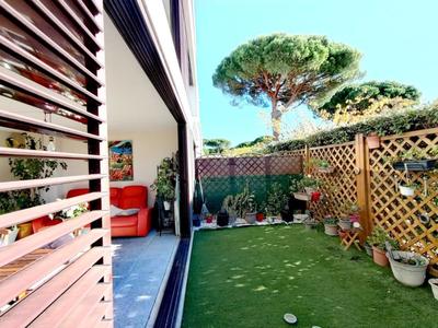 Appartement - 82 m² - 3 pièces