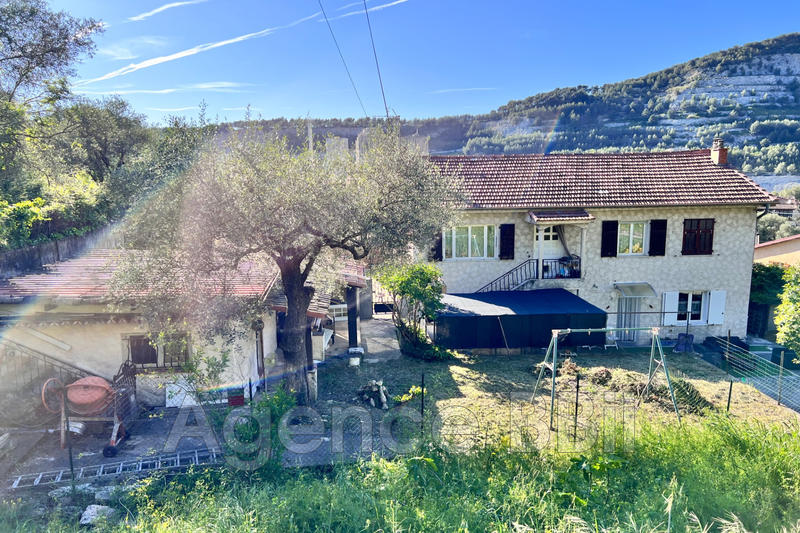 Villa - 130 m² - 7 pièces