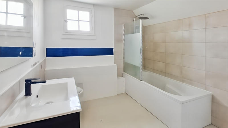 Maison - 135 m² - 7 pièces