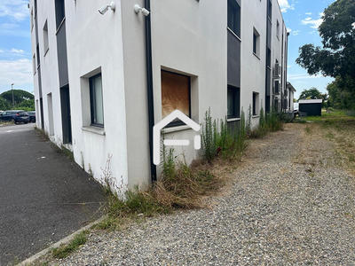 Local d'activités - 223 m² - 4 pièces