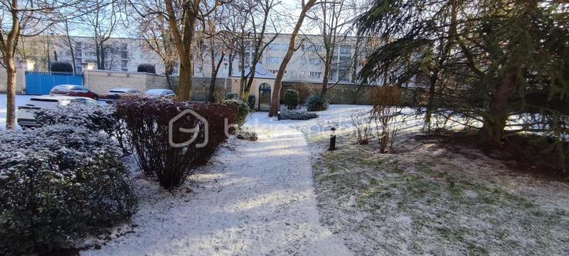 Appartement - 82 m² - 3 pièces