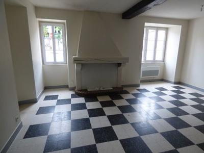 Appartement - 90 m² - 4 pièces
