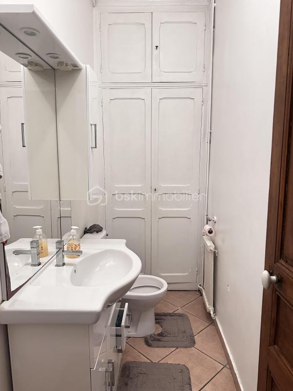 Immeuble - 216 m² - 11 pièces