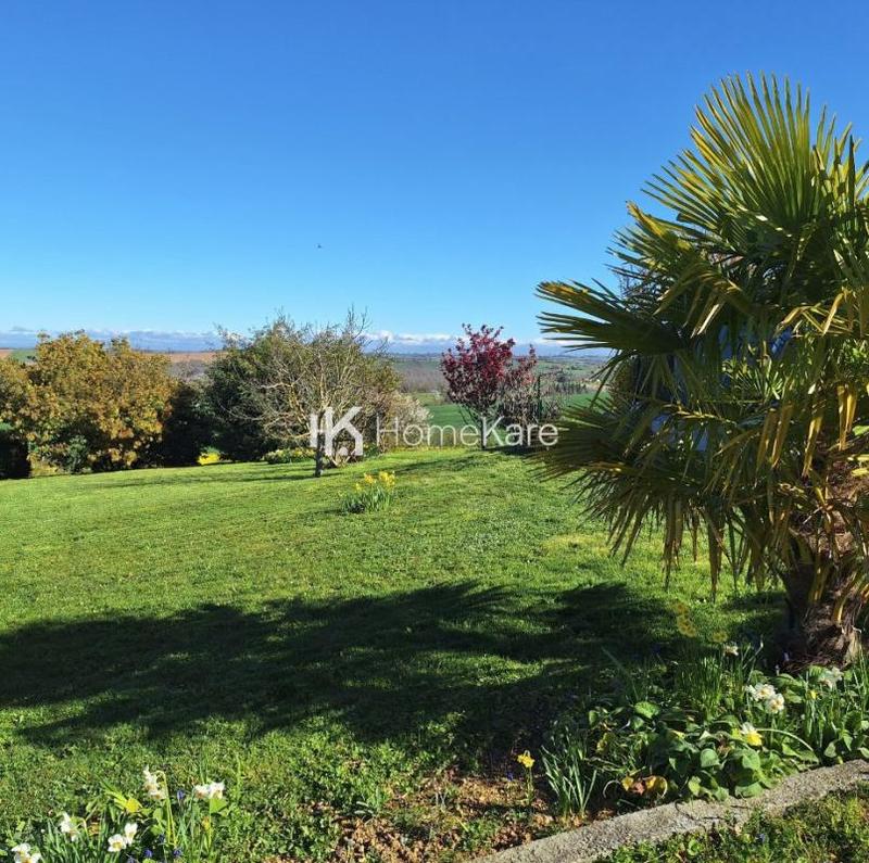 Maison - 160 m² - 6 pièces