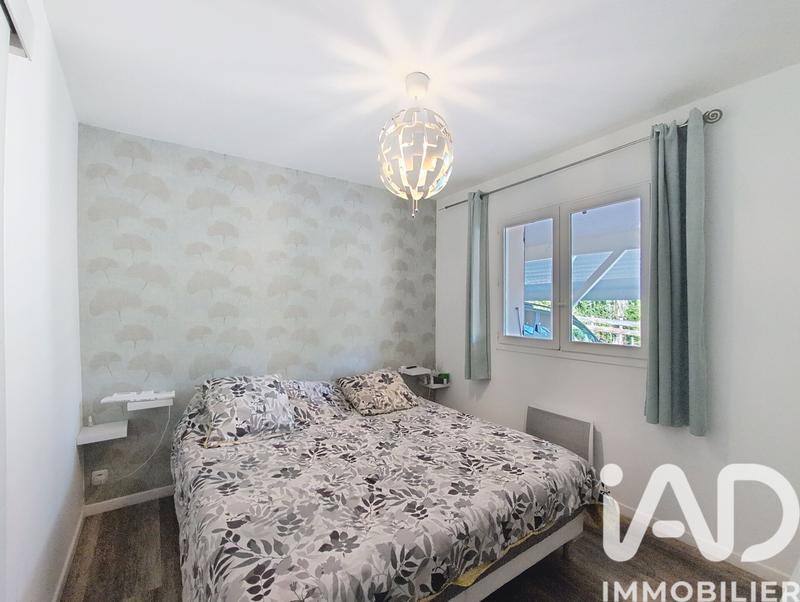 Maison - 230 m² - 6 pièces