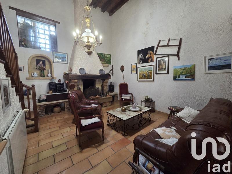 Maison - 204 m² - 7 pièces