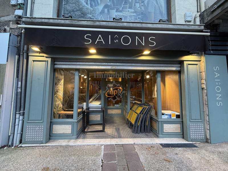 Appartement - 100 m² - 1 pièce