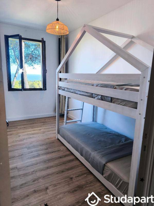 Chambre - 9 m² - 1 pièce