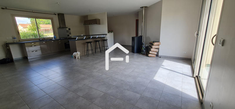 Maison - 104 m² - 5 pièces