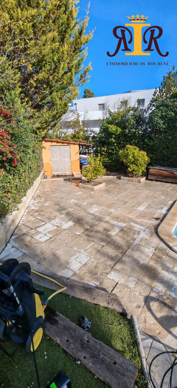 Bastide - 217 m² - 9 pièces