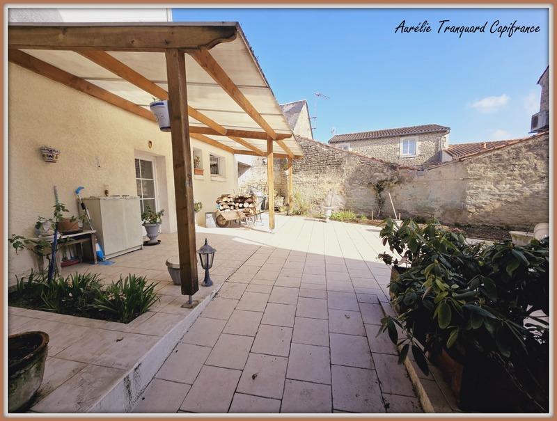 Maison - 158 m² - 7 pièces