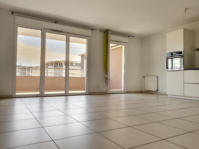 Appartement - 79 m² - 4 pièces