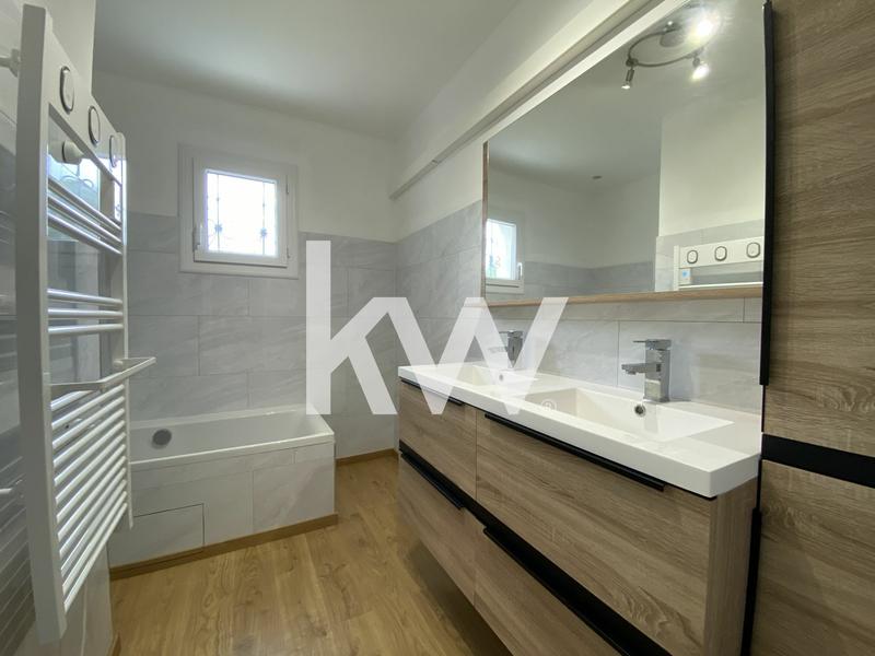 Villa - 160 m² - 6 pièces