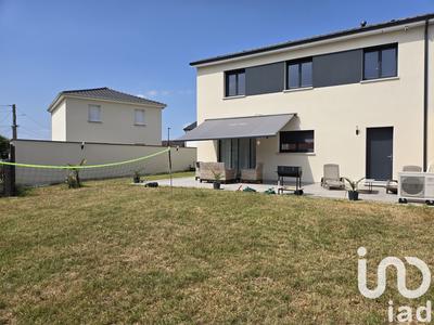 Maison - 121 m² - 5 pièces