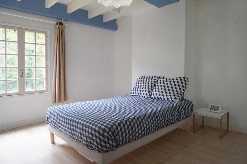 Maison - 326 m² - 13 pièces