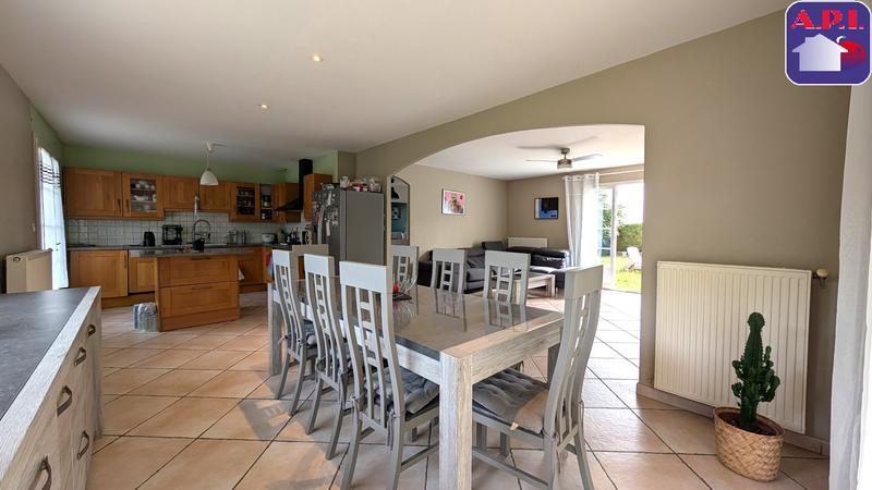 Maison - 135 m² - 5 pièces