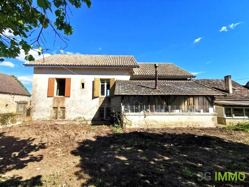 Maison - 240 m² - 6 pièces